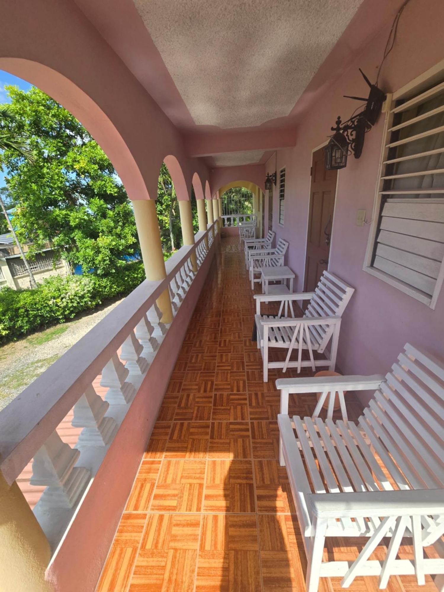 Little Shaw Park Guest House Ocho Ríos Extérieur photo